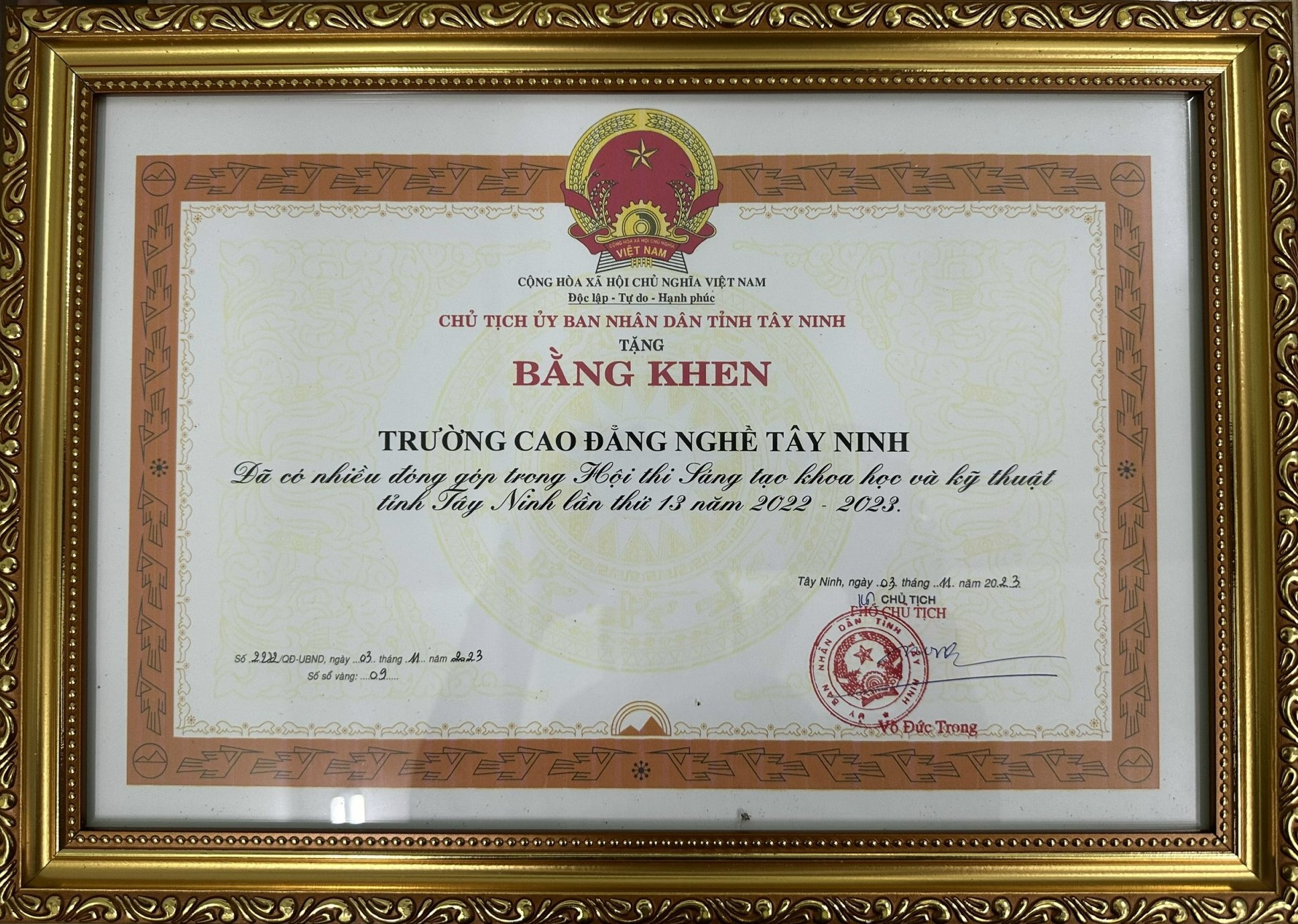 Trường Cao đẳng nghề Tây Ninh nhận Bằng khen của Chủ tịch Ủy ban nhân dân tỉnh Tây Ninh đã có nhiều đóng góp trong Hội thi Sáng tạo khoa hoc và kỹ thuật tỉnh Tây Ninh lần thứ 13 năm 2022-2023